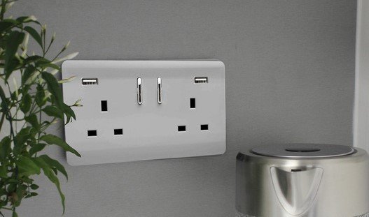 UK wall plug socket